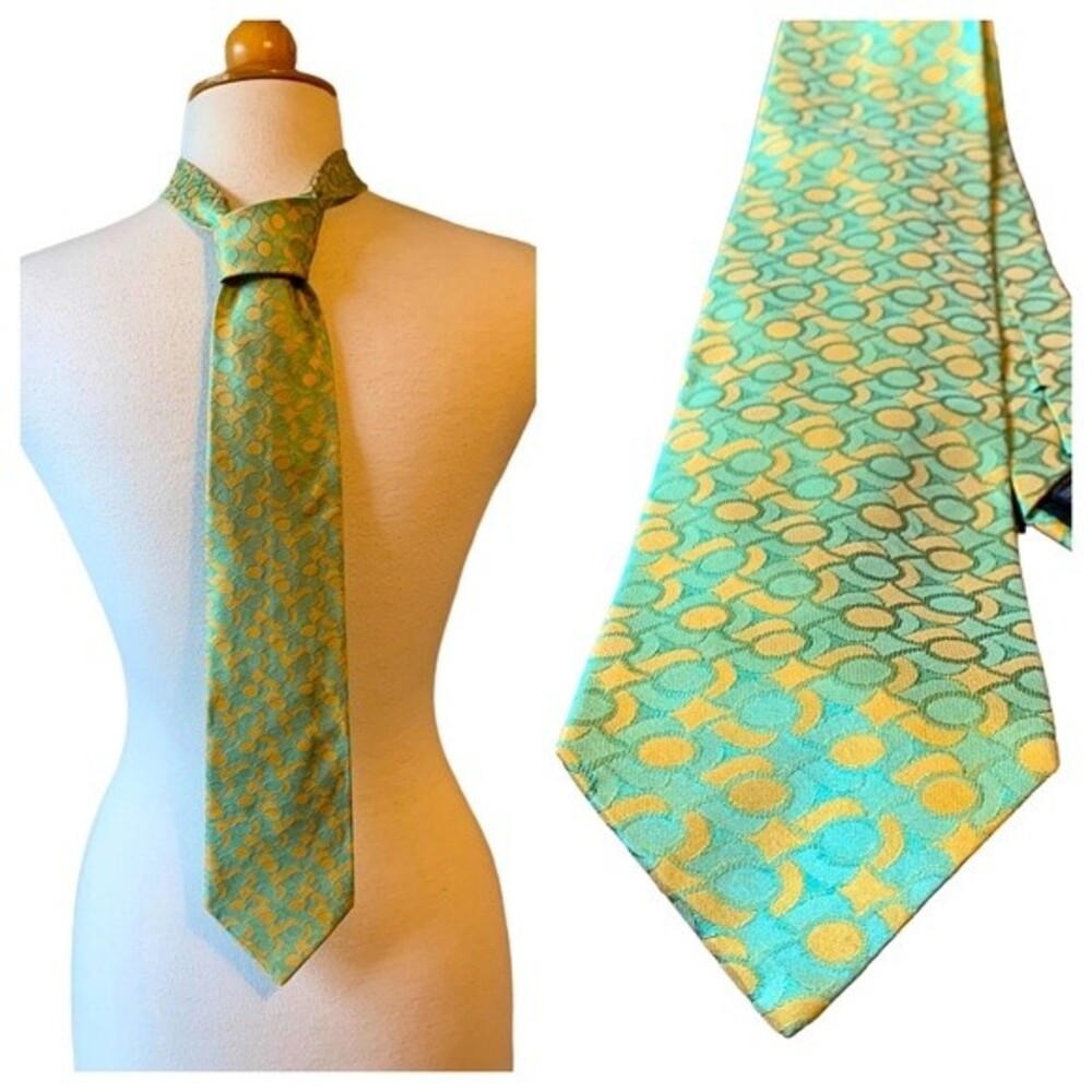 Vintage Buccelli Silk Abstract Geometric Print Necktie Made in Italy